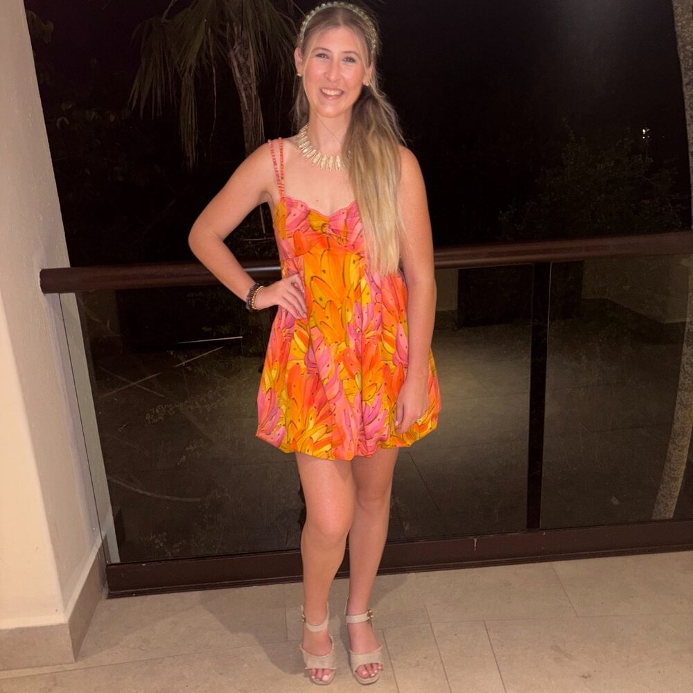 Hey y'all, I'm Baylee! Welcome to my closet  💖